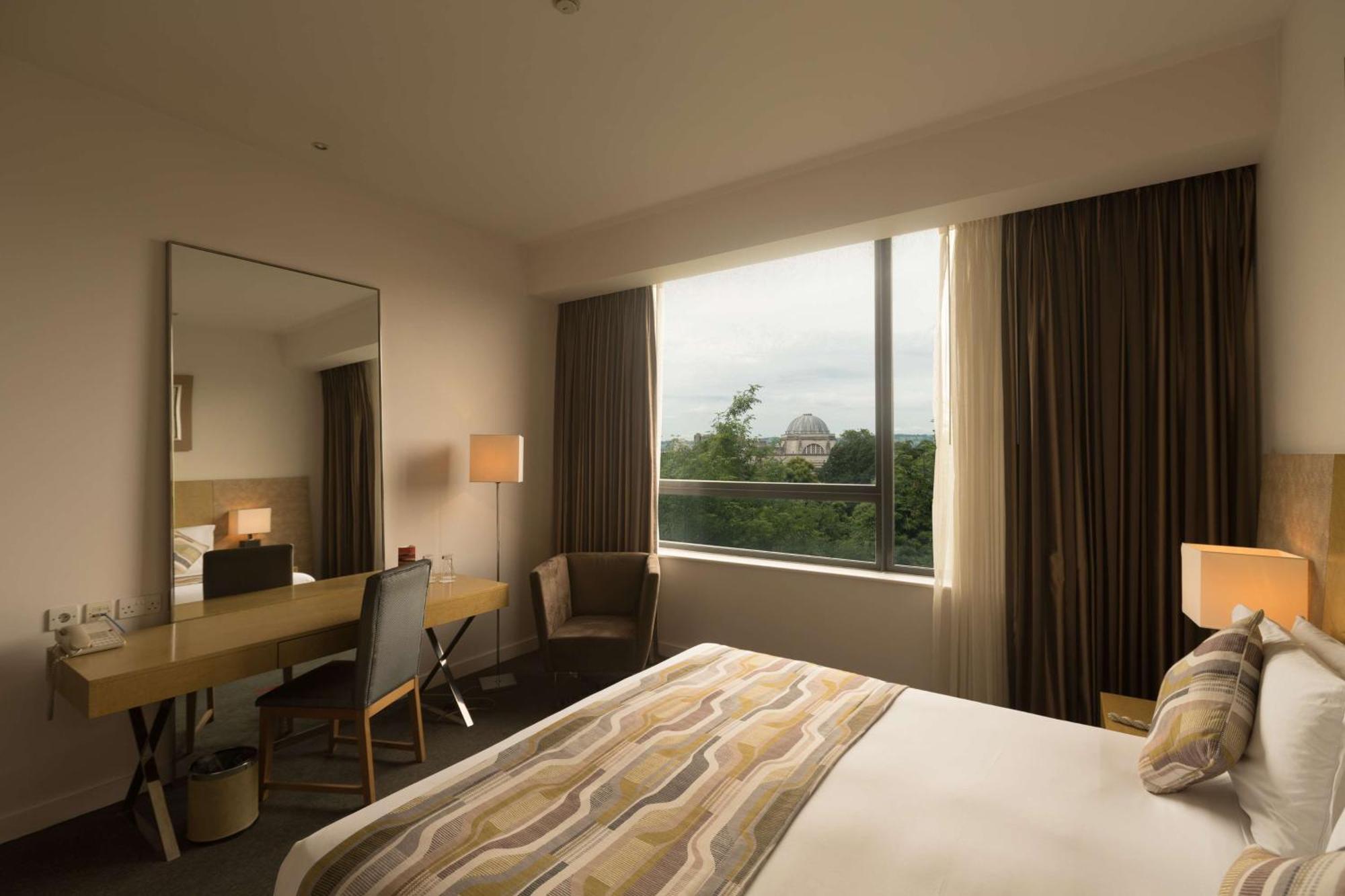Superior Room Tree Lined View,1516433938:JPEG